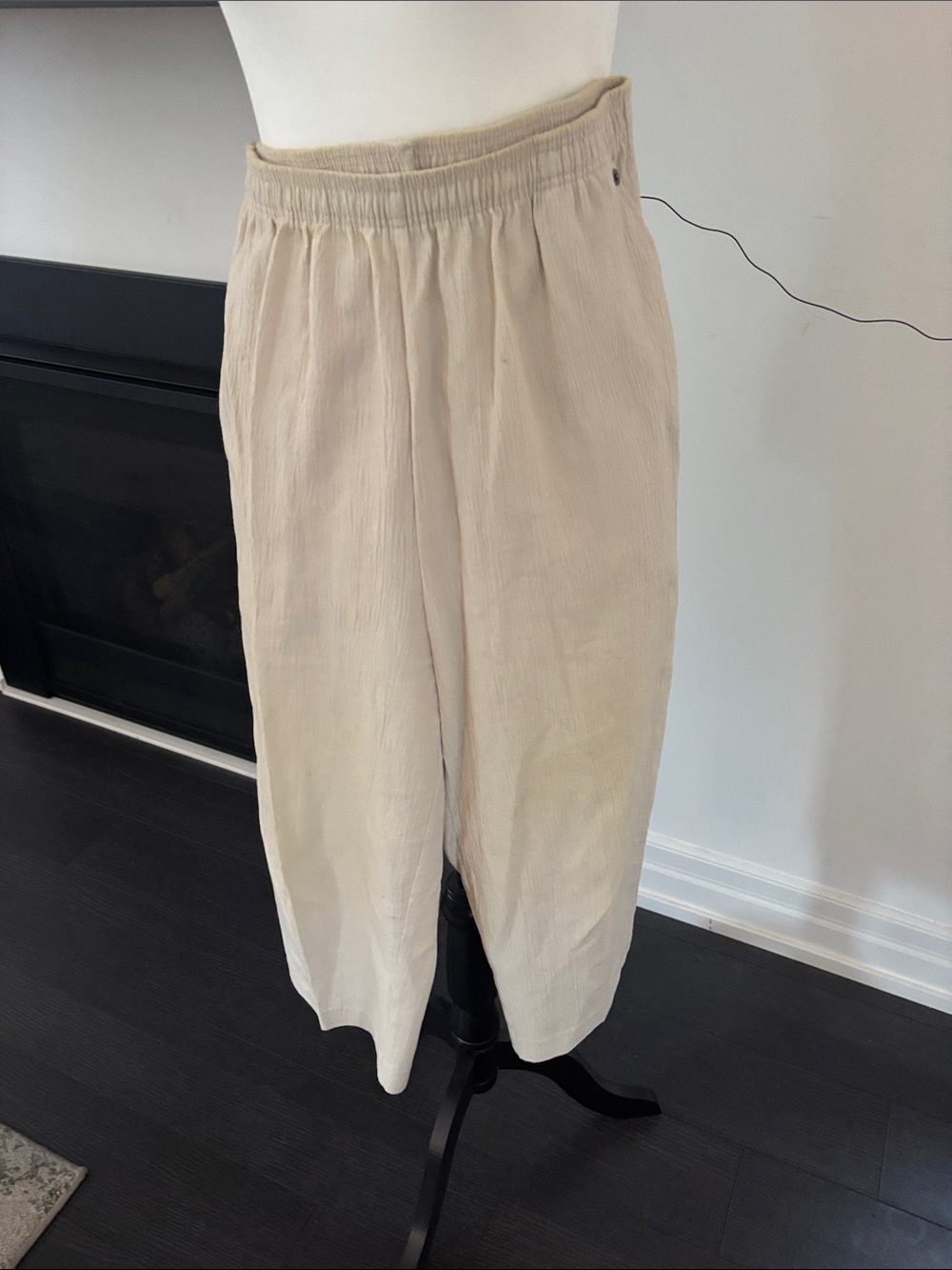 Women Elastic-Waist Wide Leg Pants in Beige